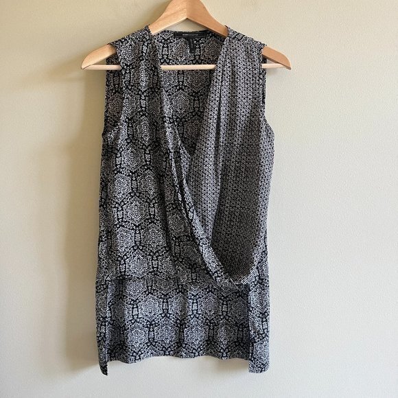BCBG‎ Max Azria Meaghan Drape Front Patterned Tank Top Womens Size XS Blouse - Picture 2 of 7